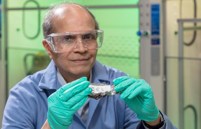 ガラクタを財宝に：電子機器廃棄物を発掘して希土類元素を回収