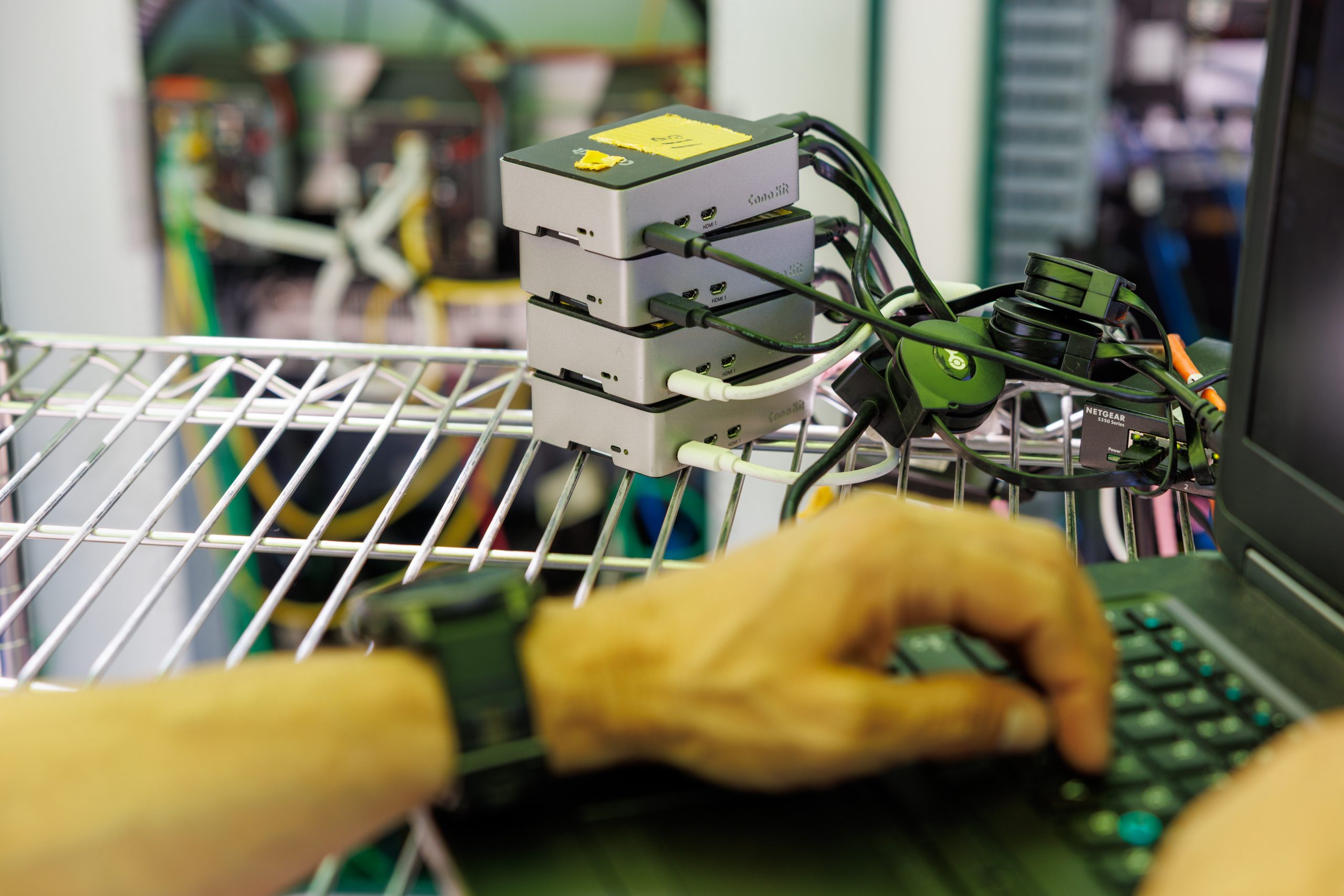 AIによる電力網保護技術を開発（Protecting the grid with artificial intelligence）