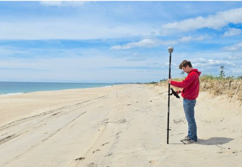 60年以上にわたる海岸調査データが海岸線侵食の実態を明らかに（More than 60 years of beach survey data reveal extent of shoreline erosion